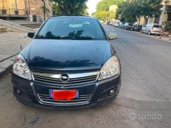 Blu Usata 2008 Opel Astra Tre volumi | 1900 € (Buon prezzo)