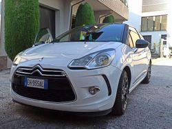 Bianco Usata 2011 Citroën DS3 Sport Chic Tre volumi | 5490 € (Buon prezzo)