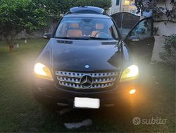 Nero Usata 2007 Mercedes ML320 SUV | 7500 € (Molto cara)