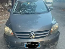 Usata 2005 VW Golf Plus Cross Monovolume | 1050 €