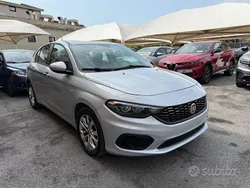 Argento Usata 2018 Fiat Tipo Lounge Tre volumi | 10.900 € (Buon prezzo)