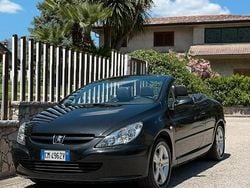 Nero Usata 2006 Peugeot 307 CC Cabrio | 4700 €