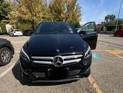 Usata 2018 Mercedes B180 Executive Monovolume | 15.900 € (Buon prezzo)