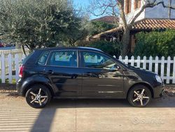 Nero Usata 2005 VW Polo Comfortline Tre volumi | 2200 € (Ottimo prezzo)