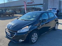 Nero Usata 2013 Peugeot 208 Due volumi | 6800 € (Buon prezzo)