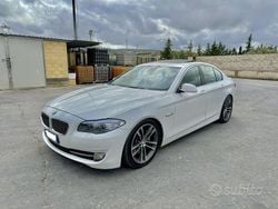 Bianco Usata 2011 BMW 530 Sport Line Tre volumi | 14.600 €