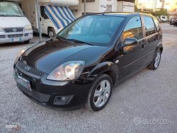 Nero Usata 2008 Ford Fiesta Tre volumi | 3990 € (Molto cara)