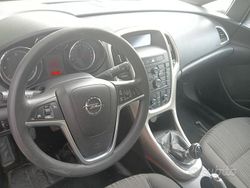 Nero Usata 2011 Opel Astra Station wagon | 2000 € (Super prezzo)