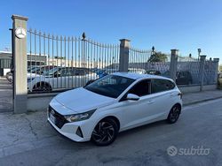 Bianco Usata 2022 Hyundai i20 Tre volumi | 11.300 € (Buon prezzo)