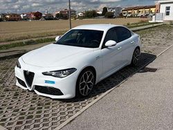 Bianco Usata 2019 Alfa Romeo Giulia Veloce Tre volumi | 26.000 € (Buon prezzo)