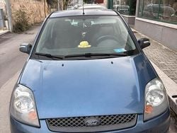 Usata 2006 Ford Fiesta Due volumi | 1400 € (Ottimo prezzo)