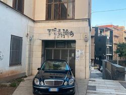 Blu Usata 2002 Mercedes E320 Tre volumi | 3000 €