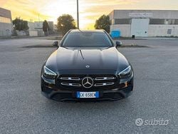Nero Usata 2022 Mercedes E220 Station wagon | 37.000 € (Molto cara)