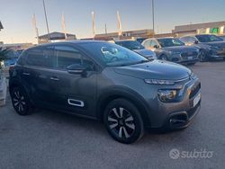 Grigio Usata 2023 Citroën C3 Shine Due volumi | 14.500 € (Buon prezzo)