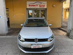 Grigio Usata 2011 VW Polo Trendline Tre volumi | 4990 € (Buon prezzo)