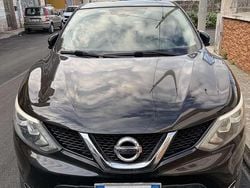 Usata 2015 Nissan Qashqai Tekna SUV | 10.500 € (Ottimo prezzo)