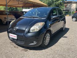 Nero Usata 2009 Toyota Yaris Tre volumi | 5500 € (Buon prezzo)