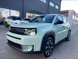 Azzurro / celeste Nuova 2025 Fiat Grande Panda Icon Due volumi | 20.800 € (Buon prezzo)