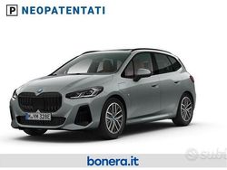 Skyscraper grey metallic Nuova 2025 BMW 225 Active Tourer M Sport Monovolume | 46.400 € (Ottimo prezzo)