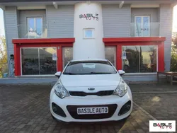 Bianco Usata 2014 Kia Rio Active Tre volumi | 7900 € (Buon prezzo)
