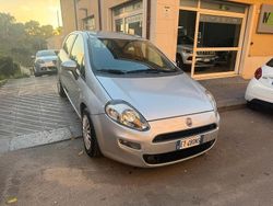 Grigio Usata 2014 Fiat Punto Street Tre volumi | 5300 € (Ottimo prezzo)