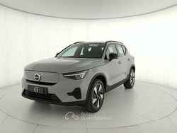 Gray Nuova 2025 Volvo XC40 Plus SUV | 50.700 €