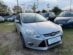 Argento Usata 2012 Ford Focus Station wagon | 6500 € (Molto cara)