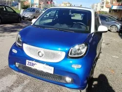 Blu/azzurro Usata 2017 Smart ForTwo Cabrio Prime Cabrio | 14.100 € (Buon prezzo)