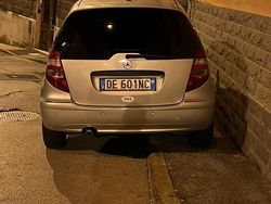 Grigio Usata 2006 Mercedes A150 Tre volumi | 2200 € (Buon prezzo)