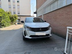 Bianco Usata 2024 Peugeot 3008 Tre volumi | 31.000 € (Molto cara)
