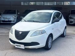Bianco Usata 2015 Lancia Ypsilon Gold Due volumi | 6490 € (Buon prezzo)
