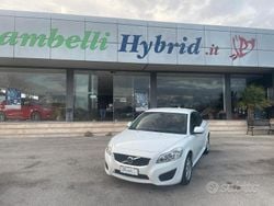 Bianco Usata 2010 Volvo C30 Summum Due volumi | 4490 € (Buon prezzo)