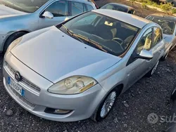 Grigio Usata 2011 Fiat Bravo Sport Due volumi | 2300 € (Ottimo prezzo)