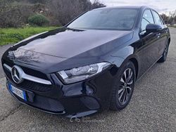 Nero Usata 2021 Mercedes A180 Business Tre volumi | 21.900 € (Ottimo prezzo)