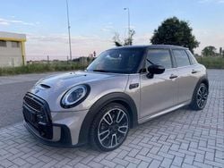 Usata 2021 Mini John Cooper Works Due volumi | 29.800 € (Molto cara)
