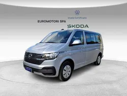 Argento(met.) Usata 2023 VW Caravelle Comfortline Monovolume | 42.500 € (Molto cara)