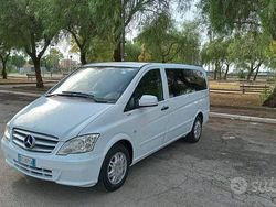 Bianco Usata 2011 Mercedes Viano Monovolume | 9500 €
