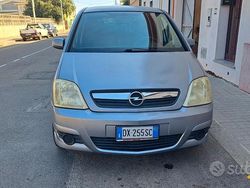 Usata 2009 Opel Meriva Monovolume | 3500 € (Cara)