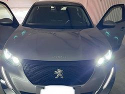 Grigio Usata 2020 Peugeot 2008 Allure SUV | 15.900 € (Buon prezzo)