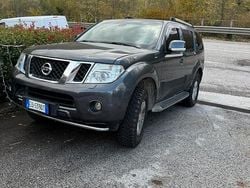 Grigio Usata 2010 Nissan Pathfinder SUV | 11.000 € (Buon prezzo)