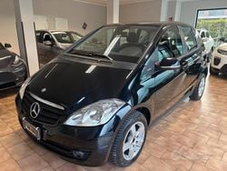 Nero Usata 2012 Mercedes A160 Executive Monovolume | 5900 € (Buon prezzo)