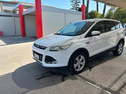 Bianco Usata 2016 Ford Kuga SUV | 7999 € (Buon prezzo)
