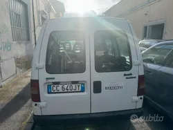 Usata 2002 Fiat Scudo Monovolume | 2800 €