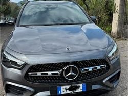 Grigio Usata 2024 Mercedes GLA200 Premium SUV | 47.500 € (Molto cara)