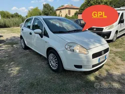 Usata 2013 Fiat Punto Street Due volumi | 3900 € (Buon prezzo)