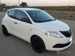 Bianco Usata 2019 Lancia Ypsilon Platinum Due volumi | 10.900 € (Buon prezzo)