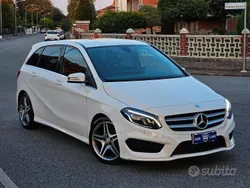 Bianco Usata 2015 Mercedes 200 AMG Monovolume | 12.900 € (Molto cara)