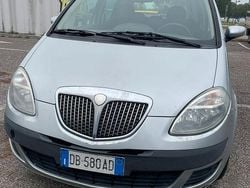 Grigio Usata 2006 Lancia Musa Monovolume | 3000 € (Buon prezzo)