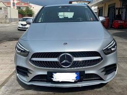 Grigio Usata 2022 Mercedes B200 AMG Monovolume | 27.000 € (Super prezzo)