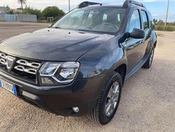 Grigio Usata 2017 Dacia Duster Lauréate SUV | 10.800 € (Buon prezzo)